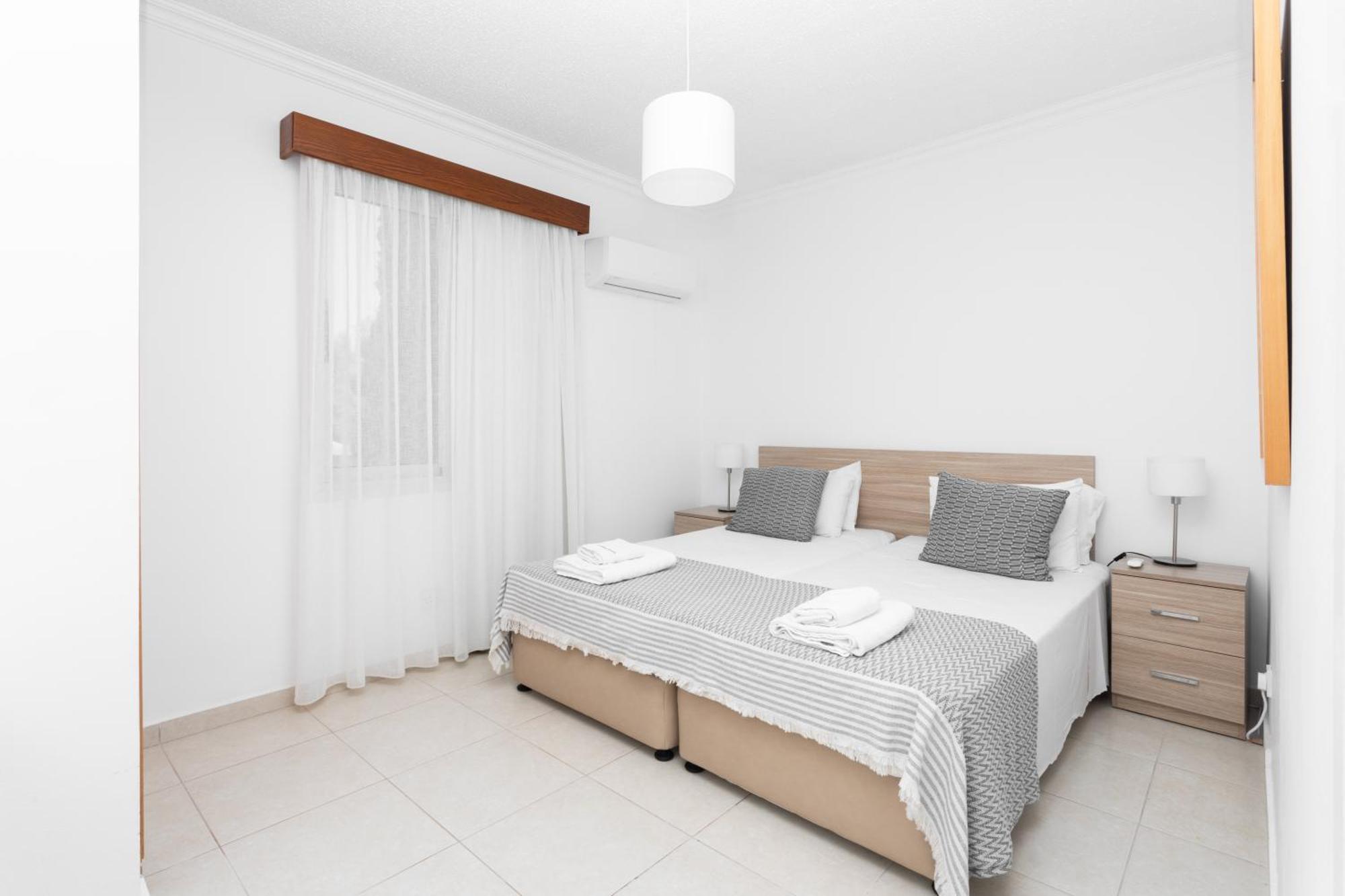 Resitour - Basilica Apartment Paphos Exterior photo